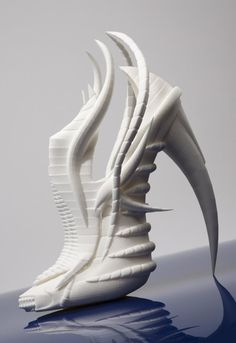 Queen Levana's Shoes Yiqing Yin, 3d Printed Shoes, 3d Printing Fashion, Printed Shoes, Creative Shoes, Funky Shoes, Va Va Voom, 3d Laser