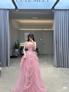 Princess Wedding Dress, Fairytale Dress, Prom Night, Simple Outfits, Fancy Dress, Pretty Dresses, Gowns Dresses, Beautiful Dresses, Wedding Gowns