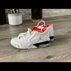 Jordan Big Fund For Big Kids Toddler Boy Sneakers, Nike Air Max White, Nike High Tops, Black And White Nikes, Nike Shoes Jordans, Nike Force, Black And White Sneakers, Shoes Jordan, Nike Air Force Ones