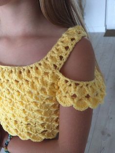 Beau Crochet, Crop Top Pattern, Crochet Crop Top Pattern, Patterned Crop Top, Crochet Ladies Tops, Crochet Tops Free Patterns, Crochet Simple, Crochet Girls, Haken Baby