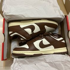 Brand New In Box Size 7 Womens Nike Dunk Low Sail/Cacao Wow-Coconut Milk Voile/Choco Fantastique Burgundy Nikes, Nike Brown, Nike Dunk High, White Shoes Women, Nike Dunk Low, Dunk Low, Nike Dunk, Shoe Style, Nike Dunks