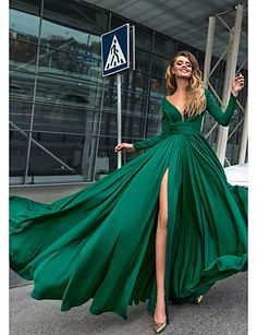 A-Line Empire Minimalist Holiday Formal Evening Dress V Neck Long Sleeve Floor Length Chiffon with Split Front 2020 Burgundy Homecoming Dress, Prom Dresses 2022, Formal Ball Gown, Dress With Split, Yule Ball, Long Sleeve Prom, Backless Prom Dresses, Prom Dresses With Sleeves, Prom Dresses Long With Sleeves