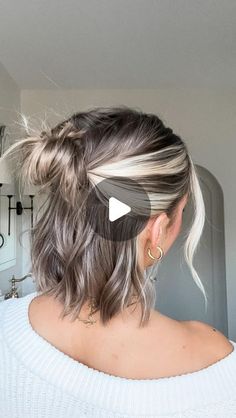 Easy Hair Styles Medium, Cute Updo Hairstyles For Short Hair, Easy Short Hair Ideas, Wet Hairstyles Short Hair, Cute Easy Hairstyles For Shoulder Length, Cute Updos Easy Short Hair, Short Hair Second Day Hairstyles, Cute And Easy Half Up Hairstyles For Short Hair, Easy Everyday Hairstyles For Short Hair