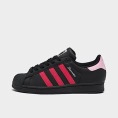 Black Superstar, Adidas Superstars, Superstar Shoes, Cute Shoes Heels, Superstars Shoes, Adidas Shoes Women, Outfit Inspo Casual, Adidas Originals Superstar