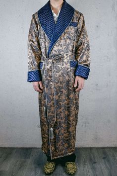 Sleeping Robe, Quilted Shawl, Mens Evening Wear, Mens Silk Pajamas, Mens Dressing Gown, Satin Dressing Gown, Luxury Robes, Silk Dressing Gown, Luxury Pajamas