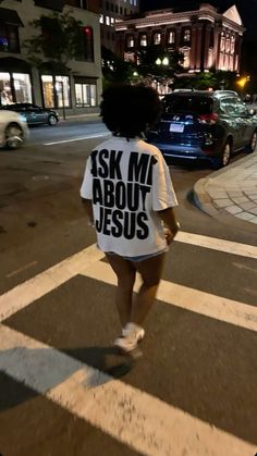 Christian Fashion Outfits, Christian Girl Outfits, Jesus Clothes, Christian Streetwear, Jesus Is King, Faith Clothing, Christian Girl, About Jesus, Outfit Inspo Casual