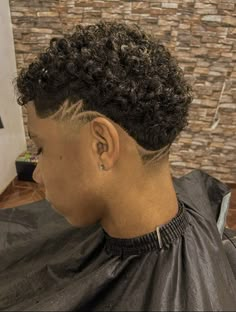 Men Short Hair Fade, Cornrow Braids Men, Hair Designs For Men, Taper Fade Curly Hair, Mullet Fade, Barber Haircuts, Shaved Hair Designs, Hair Unit, Taper Fade Haircut