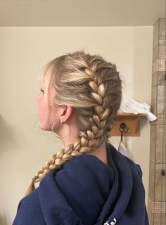 Edgy Cornrow Braid Hairstyles for Long Hair - Embrace Your Bold Side https://www.youtube.com/watch?v=8wau2FPeW60 French Braid Hairstyles, Volleyball Hairstyles, Braids Hairstyles, Hairstyles Haircuts