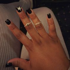 Short Wide Acrylic Nails, Black Nail With White French Tip, Nurse Short Nails, Short Square Acrylic Nails Funky, Black Short Set Nails, Simple Short Sets Nails, Rod Wave Concert Nails, All Black Nails Short, Short Ying Yang Nails