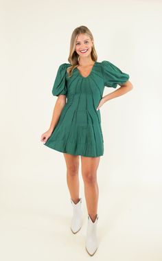 V-neck Short puff sleeves Pleated detailing Back zipper Lined/non-sheer 100% POlyester SIZES: SMALL MEDIUM LARGE Show off your playful side with this Front Decorative Seams Detail Dress in hunter green and chocolate brown. Perfect for any occasion, its unique design adds a touch of quirkiness while flattering your figure. Get ready to turn heads and make a statement with this fun and stylish dress! SIZE XS S M L XL 2XL 3XL FITS A SIZE 00-0 2-4 6-8 10-12 14-16 18-20 22-24 Decorative Seams, Hunter Green Dresses, Platform Heels Boots, Sandal Platform, Halloween News, Blue And White Dress, Platform Sandals Heels, Dress Romper, Hunter Green