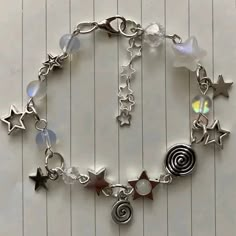 Material: Metal Dice Bracelet, Gothic Bracelet, Bracelets Design, Jewelry Accessories Ideas, 8 Ball, Funky Jewelry, Star Bracelet, Fancy Jewelry, Cute Bracelets