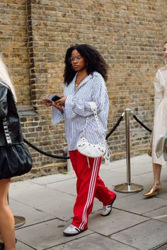 Spring Fashion Trends, Spring Fashion, A Woman, London, Pants, Red, Fashion Trends, Trousers