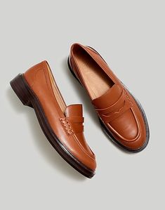 Loafers Outfit, Leather Industry, Brown Loafers, Oxford Flats, Madewell Shoes, Penny Loafers, Walk On, Stacked Heel, Leather Loafers