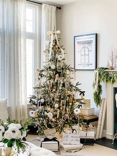 a decorated christmas tree in a living room