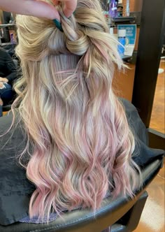 Pink Mermaid Highlights, Light Pink Hair On Blonde, Pink Money Peice Blonde Hair, Light Pink On Blonde Hair, Pink Stripes In Blonde Hair, Blonde Highlights With Pink Underneath, Blonde Hair With Rose Gold Peekaboo, Blue And Pink Highlights In Blonde Hair, Blonde Hair With Color Peekaboos Pink