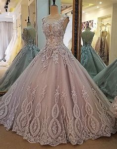 Shrug For Dresses, Tulle Evening Dress, Prom Dresses For Teens, Ootd Summer, Lace Evening Dresses, Quince Dresses, Jewel Neck, Quinceanera Dresses, Prom Gown