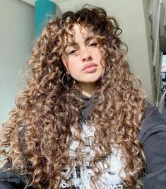 Dream Haircut, Curl Cut, Nails Health, Curly Haircuts, Skin Nails, Hair Skin Nails, Hair Stuff, 2025 Vision