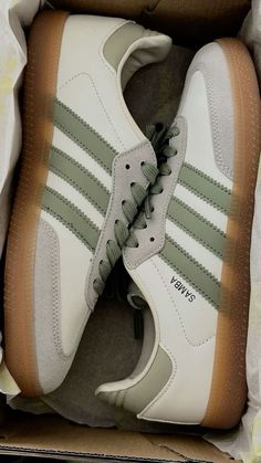 Looks Adidas, Dr Shoes, Preppy Shoes, Adidas Shoes Women, Hype Shoes, Cute Nikes