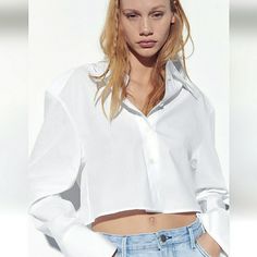 Nwt Zara Cropped Long Sleeve Button Up Cropped Crop Top Down Blouse Shirt Size M Versatile. Crisp White Poplin Button Down Crop Blouse. Nice Sharp Collar With Slightly Structured Shoulders. New With Tags 2265/411/250 Chic Button-up Cropped Shirt With Button Closure, Elegant White Button-up Cropped Shirt, White Long Sleeve Cropped Shirt With Button Closure, Trendy White Collared Cropped Shirt, Collared Cropped Shirt For Day Out, Chic Collared Top With Buttons, Chic Tops With Collared Neckline And Button Closure, Chic Collared Tops With Button Cuffs, Cotton Cropped Shirt With Button Cuffs For Spring