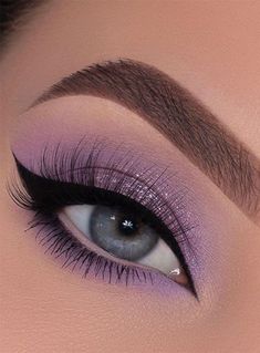 Purple Makeup Looks Full Face, Colourpop Aurora Struck Looks, Nice Makeup Looks, Makeup Looks Pictures, Lavender Makeup, Teknik Makeup, Speech Outline, Makeup Cantik, Permanente Make-up