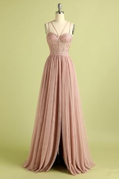 Tulle Evening Dress With Sweep Train, Elegant Tulle Maxi Evening Dress, Elegant Tulle Ball Gown With Sweep Train, Elegant Tulle Maxi Length Evening Dress, Elegant Tulle Evening Dress For Banquets, Tulle Gown With Sweep Train For Banquet, Elegant Maxi Length Tulle Evening Dress, Elegant Tulle Long Gown, Floor-length Tulle Gown For Banquet