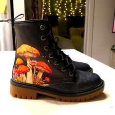 New Whit Tag, Beautiful And Unique Mushrooms Desig Boots. Size 35.5 Alien Gift, Cute Tea Cups, Funny Clothes, Hippie Boots, Design Shoes, Funny Outfits, Beautiful Boots, Pretty Shoes, Custom Shoes