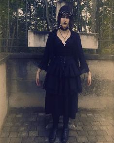 Trad Goth Makeup, Fairy Goth, Goth Clothing, Living Dead, Loose Outfit, The Outfit, Goth Outfits, Clothing Ideas, Goth Fashion