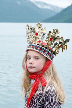 Milk Magazine, Paper Crowns, Swedish Style, Crowns And Tiaras, Bridal Crown, Folk Costume, Princess Style, Little People, Scandinavia