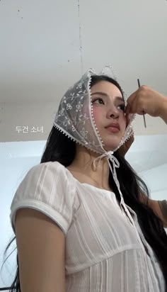 Olivia Yang Aesthetic, Getting Makeup Done Aesthetic, Olivia Yang, Asian Clothes, East Asian, Selfie Poses, Just Girl Things, Beauty Face, Aesthetic Girl