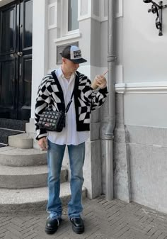 Cardigan Streetwear Men, Mens Cardigan Outfit, Cardigan Outfit Men, Cardigan Outfit, Fall Outfits Men, Mens Outfit Inspiration, Mens Fashion Streetwear