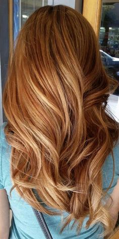 Jahodová Blond, Light Strawberry Blonde, Blonde Lowlights, Auburn Balayage, Hair Blond, Red To Blonde, Balayage Blonde