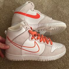 White Orange Nike Orange, Dunk High, Nike Shoes Women, Orange White, Shoes Women, Color Orange, Womens Shoes Sneakers, Nike Shoes, Nike Women