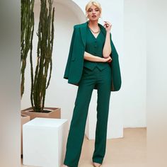 Super Stretchy/Comfy Emerald Green Suit For Interviews Or Formal Events! Handmade. Never Worn. Amazing Quality. Comes With Vest, Blazer, And Pants. Emerald Green Suits Women, Womens Pant Suits Wedding, Emerald Suit, Emerald Green Suit, Fashion Publication, Green Suit Women, Xmas Dresses, Pantsuit For Women, Formal Pant Suits