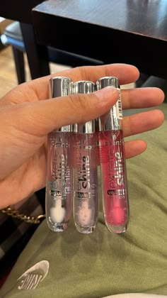 Clear Lip Gloss Aesthetic, Dm Must Haves, Mascara And Lip Gloss, Lips Combo, Cute Lip Gloss, Gloss Lips, Dior Lip Glow, Dior Lip