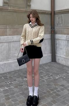 Style Essence, 2024 Aesthetic, Cute Shopping, Academia Outfits, Spring Look, Outfit Black, Looks Black