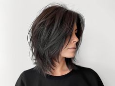 Love the textured, undone style? If so, you shouldn't miss out on this new medium wolf hair trend. Short Shag Thick Hair, Layered Haircuts Shoulder Length, Layered Haircuts For Medium Hair, Medium Layered Haircuts, Medium Layered Hair, Blonde Hairstyles, Shoulder Length Hair Cuts, Haircuts For Medium Hair, Shag Haircut