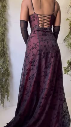 Whimsigoth Prom, 2000s Dresses, Vamp Dress, 90s Prom Dresses, Layered Gown, Prom Dress Inspo, Prom Dress Inspiration, Cute Prom Dresses, Pretty Prom Dresses