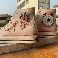 1970s Shoes, Embroidered Wedding