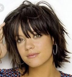 Shaggy Choppy Bob With Bangs, Shag Bob With Bangs Choppy Layers, Short Shag Hairstyles With Bangs, Messy Shag Hairstyles, Short Shaggy Bob Choppy Layers, Shag Haircuts For Fine Hair, Chin Length Bob With Bangs, Razored Hair, Messy Bob Hairstyles