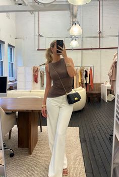 @zoecalodoukas on Instagram on November 28 in highlight "Outfits" • • • • • #outfit #outfitoftheday #ootd #springoutfit #classyoutfit #whitepantsoutfit #clothing #classyclothes #fashioninspirations #backtoschool #backtoschooloutfits #ootdmag #summeroutfitideas #summervibe #summeroutfitinspo #summerlooks #springinspiration #outfitinspirations #theparisianchique #parisianvibes #outfitofthedays #ootdinspiration #outfitideas #parisianlifestyle #minimalistfashion #effortlessstyle #summerinspo #minimalistoutfit #aestheticoutfits #classystyle #outfits #outfitstyle #outfitpost #outfitidea #spring #springfashion #ootdfashion #instagram #springstyle #outfitinspo #clothes #summer #summerstyle Everyday Style Casual, Work Appropriate Outfits, Chic Outfit Ideas, Mood Clothes, Casual Work Outfit, Clothes Summer, Women's Casual Style, Chic Outfit, Midi Skirts