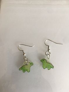 Cottegcore Earrings, Dinosaur Earrings Diy, Cute Funky Earrings, Cute Fun Earrings, Shrink A Dink Ideas, Fun Jewelry Aesthetic, Shrinkadink Ideas, Shrinking Plastic Earrings, Funky Earrings Aesthetic