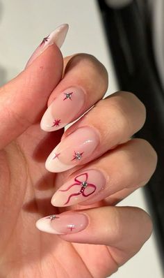 Diy Nails Easy, Concert Nails, Subtle Nails, Casual Nails, Star Nails, Xmas Nails, Fire Nails, Funky Nails, Rhinestone Nails