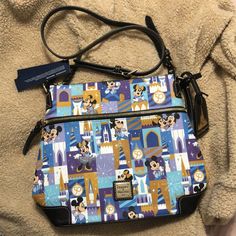 Brand New Exclusive And Limited Disney 50th Anniversary Dooney And Bourke Crossbody Disney 50th Anniversary, Dooney And Bourke Disney, Disney Dooney, Brown Crossbody Bag, Brown Crossbody, Dooney And Bourke, Dooney & Bourke Bags, Crossbody Clutch, Black Crossbody