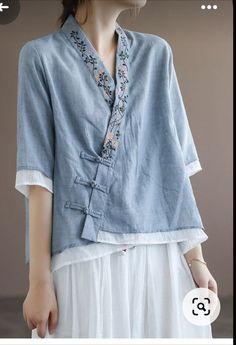 Chinese Apothecary, Tunik Linen, Clothing Embellishments, Clothes Tops, Half Sleeve Tops, Blue V, Linen Top, Linen Women, Cotton Top