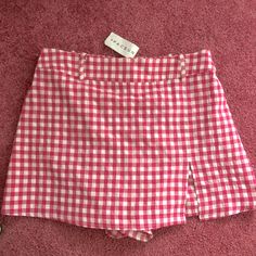 Pink Gingham High Rise Blue Jeans, Summer Europe, Pacsun Shorts, Cuffed Denim Shorts, Mom Jeans Shorts, Festival Shorts, High Waisted Mom Jeans, Striped Jeans, Pink Gingham