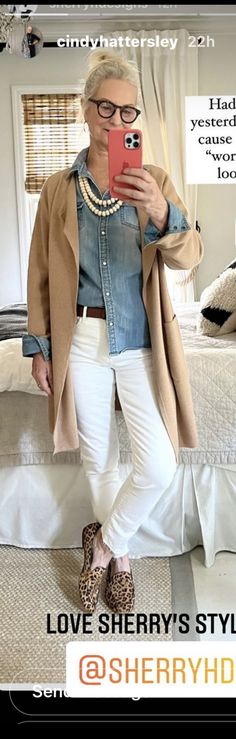 White Jeans, What To Wear, Pants, How To Wear, Trousers