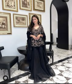 Qawali Night Outfits Black, Black Sarara Dress, Black Sharara Suit, Glowy Foundation, Black Sharara, Glowy Makeup Look, Makeup Tip, Gown With Dupatta, Best Makeup Tips