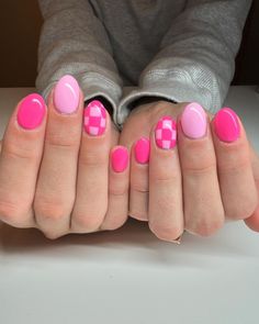 45 Adorable Checkered Nails You Must Try in 2024 -  #Adorable #Checkered #Nails Check more at https://ifoundaideas.com/summer/45-adorable-checkered-nails-you-must-try-in-2024/ Cute Short Oval Acrylic Nails, Purple Nails Checkered, Nail Ideas Checkerboard, Round Nail Ideas Summer, Short Nail Cute Designs, Checkered Accent Nails, Cute Fun Summer Nails, Neon Pink Acrylic Nails Designs, Western Fall Nail Ideas