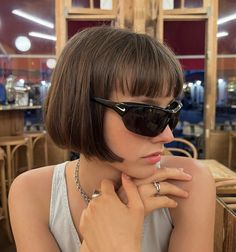 Carre Haircut, French Bob Short, Bob Short Hairstyles, Best Short Hair, Trendy Bob Hairstyles, French Bob, Bob Hairstyles With Bangs, Cool Short Hairstyles, Bob Haircut With Bangs