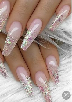 Irridescent Nails, Glitter Nail Designs, Nail Design Glitter, Nails With Glitter, Unghie Sfumate, Glitter Nails Acrylic, Shiny Nails, Summer Acrylic Nails, Nail Designs Glitter